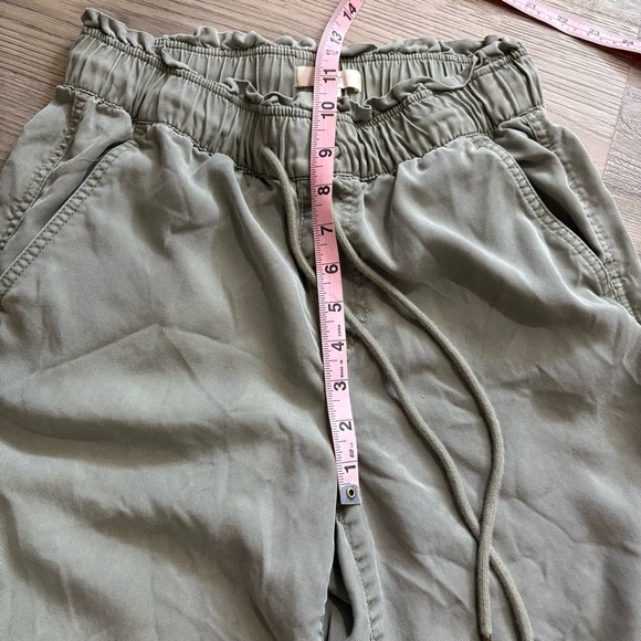 Loft Women's Cropped Pants Green Drawstring Casual Loose Boho Soft Preppy Sz XSP - Picture 5 of 7